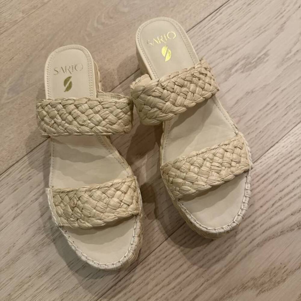 NWT Franco Sarto - Natural Opal Platform Sandals - 8.5